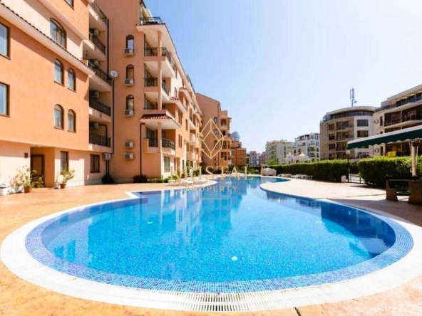 Двустаен апартамент в к.к. Слънчев бряг - 68 кв.м за 642 €/кв.м - Снимка #1