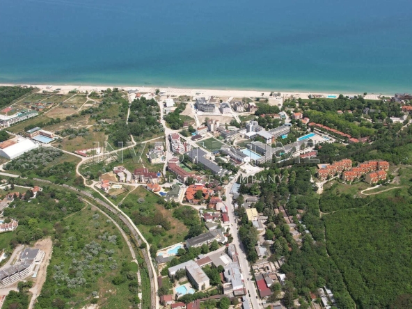 Парцел в с. Кранево, Област Добрич - 1950 кв.м за 153 €/кв.м - Снимка #1