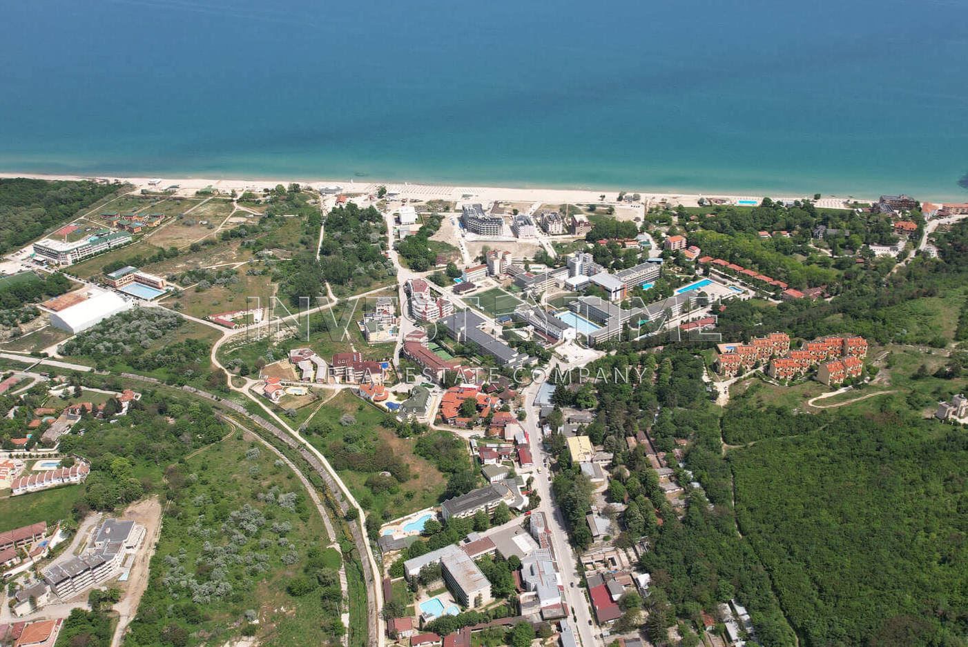 Парцел в с. Кранево, Област Добрич - 1950 кв.м за 153 €/кв.м - Снимка #1