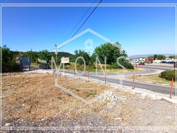 Дава се под наем Парцел в с. Шереметя, Област Велико Търново - 1500 кв.м за 600 € - Снимка #1