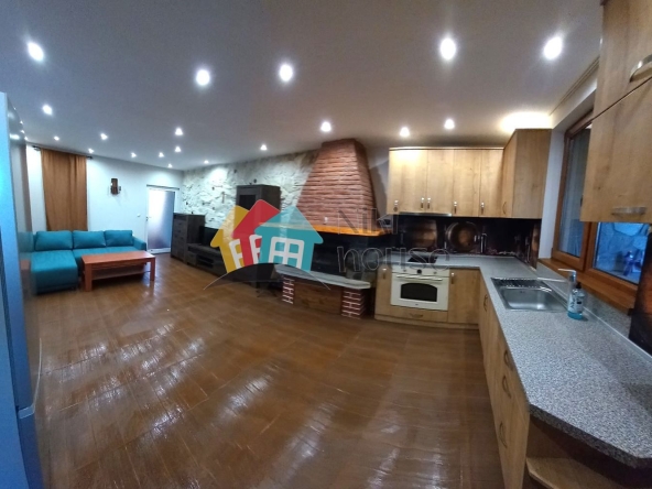 Дава се под наем Къща в с. Кичево, Област Варна - 162 кв.м за 1000 € - Снимка #1