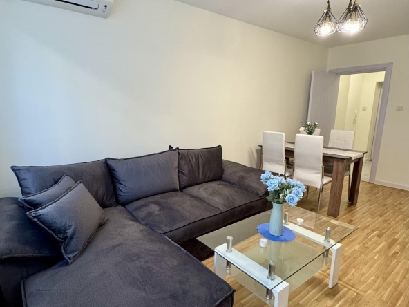 Дава се под наем Двустаен апартамент в Варна, Лятно кино Тракия - 60 кв.м за 511 € - Снимка #1