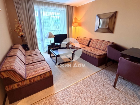Двустаен апартамент в к.к. Слънчев бряг - 68 кв.м за 1398 €/кв.м - Снимка #1