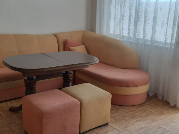 Дава се под наем Двустаен апартамент в Хасково, Орфей - 68 кв.м за 178.5 € - Снимка #1