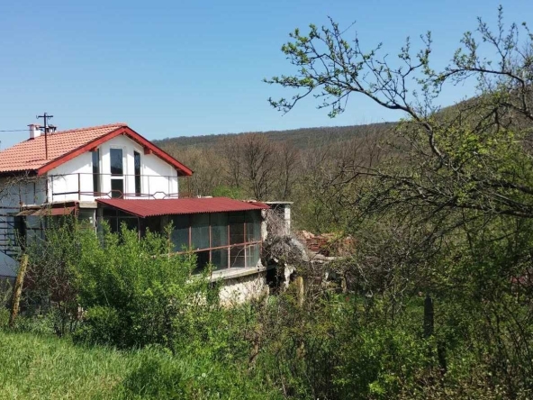 Къща в с. Долище, Област Варна - 60 кв.м за 2000 €/кв.м - Снимка #1