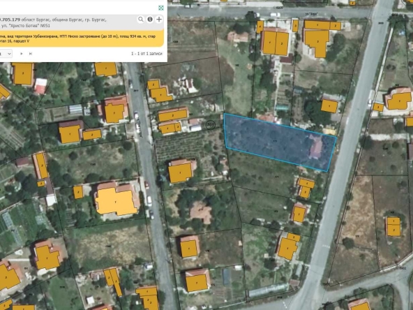 Парцел в Бургас, Банево - 935 кв.м за 90 €/кв.м - Снимка #1