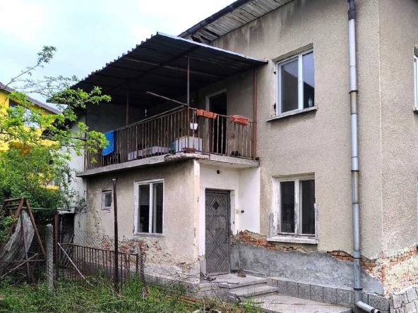 Къща в с. Мировяне, Област София-град - 200 кв.м за 704 €/кв.м - Снимка #1