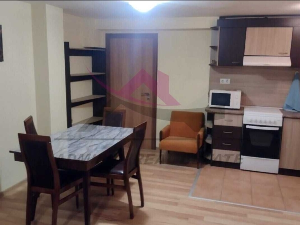 Дава се под наем Двустаен апартамент в Варна, Колхозен пазар - 55 кв.м за 275 € - Снимка #1