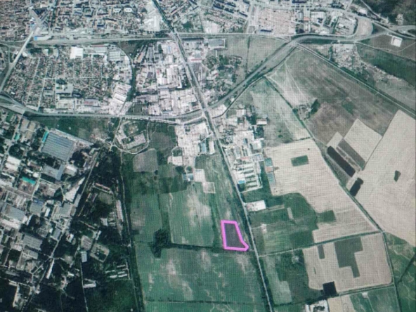 Земеделски имот в Казанлък -  кв.м за 7038 €/дка - Снимка #1