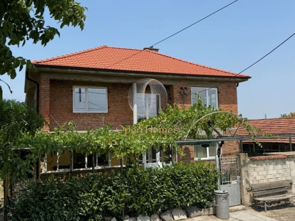 Къща в с. Калековец, Област Пловдив - 160 кв.м за 1313 €/кв.м - Снимка #1