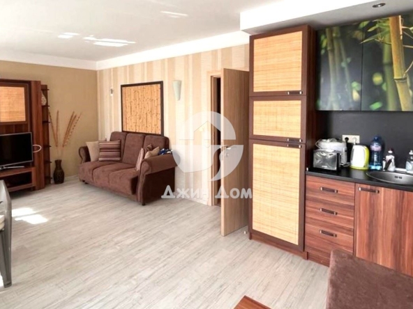 Тристаен апартамент в к.к. Слънчев бряг - 94 кв.м за 602 €/кв.м - Снимка #1