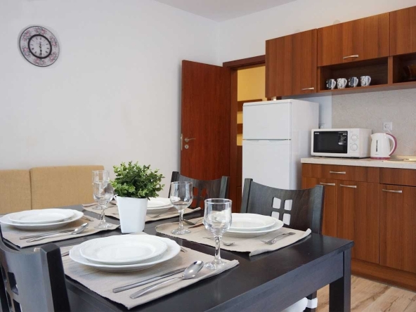 Тристаен апартамент в Свети Влас - 77 кв.м за 1481 €/кв.м - Снимка #1