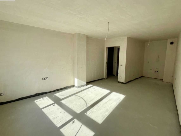 Тристаен апартамент в София, Връбница 2 - 92 кв.м за 1184 €/кв.м - Снимка #1
