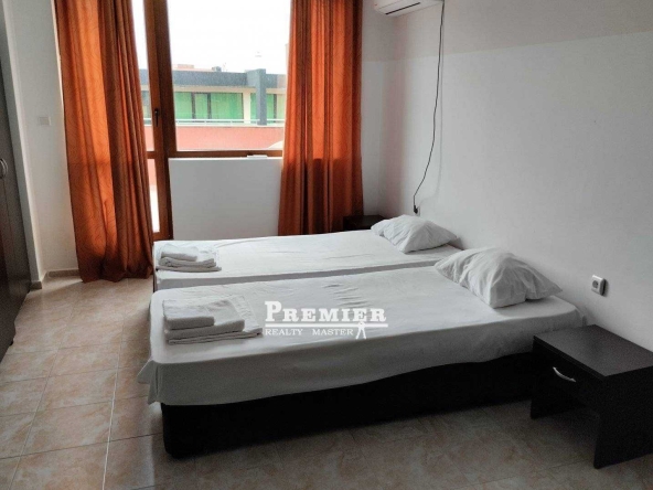 Двустаен апартамент в Поморие - 84 кв.м за 1483 €/кв.м - Снимка #1