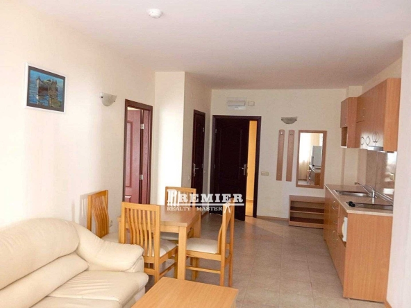 Тристаен апартамент в к.к. Слънчев бряг - 80 кв.м за 969 €/кв.м - Снимка #1