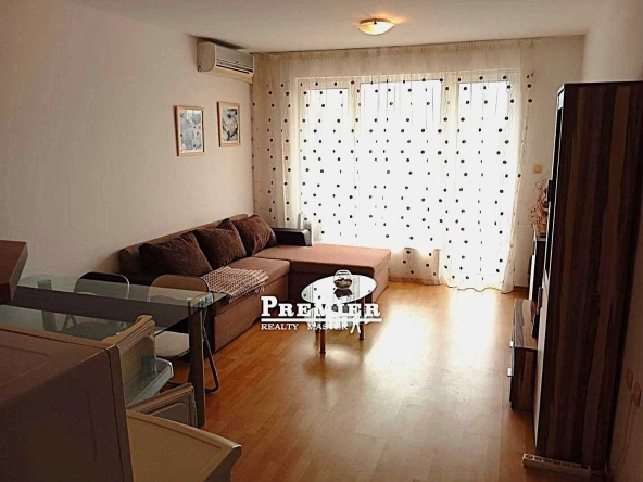 Двустаен апартамент в Свети Влас - 71000 кв.м за 1 €/кв.м - Снимка #1