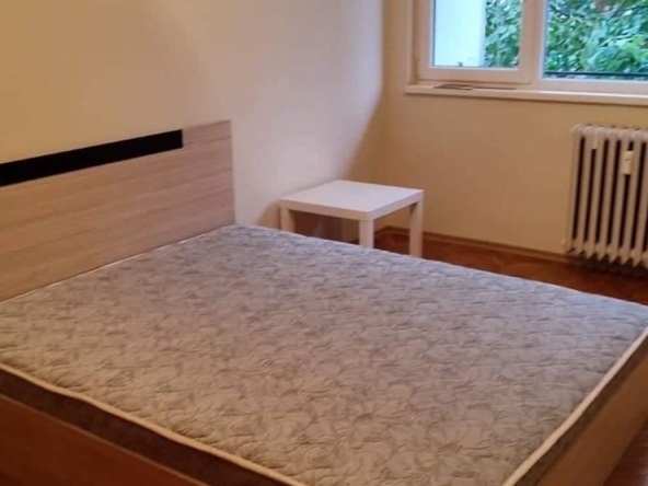 Дава се под наем Четиристаен апартамент в София, Борово - 100 кв.м за 750 € - Снимка #1