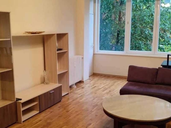 Дава се под наем Четиристаен апартамент в София, Борово - 100 кв.м за 765 € - Снимка #1