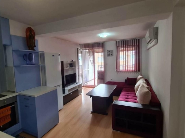 Дава се под наем Двустаен апартамент в София, Зона Б-19 - 70 кв.м за 649 € - Снимка #1