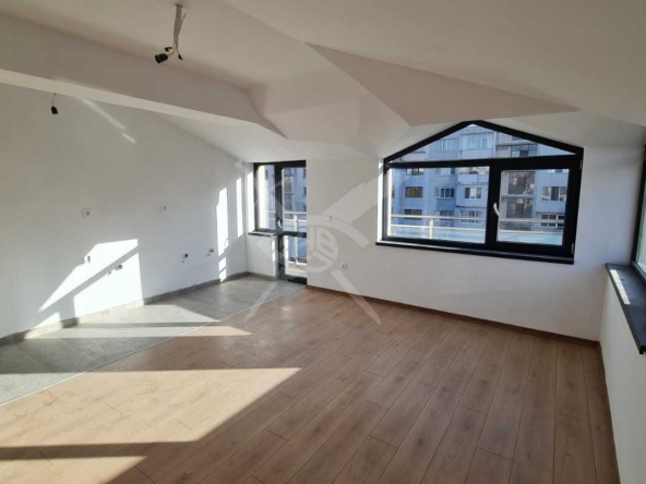 Многостаен апартамент в Пловдив, Кършияка - 105 кв.м за 1429 €/кв.м - Снимка #1