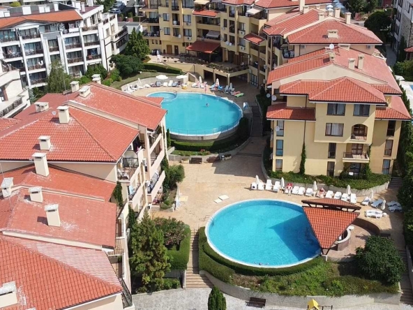 Двустаен апартамент в Свети Влас - 61 кв.м за 828 €/кв.м - Снимка #1