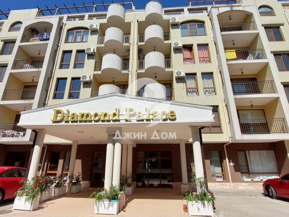 Двустаен апартамент в к.к. Слънчев бряг - 49 кв.м за 594 €/кв.м - Снимка #1