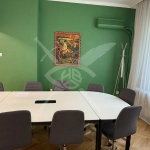 Дава се под наем Офис в София, Център - 100 кв.м за 1495.83 € - Снимка #1