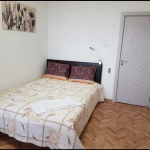 Дава се под наем Четиристаен апартамент в Варна, Общината - 15 кв.м за 204 € - Снимка #1