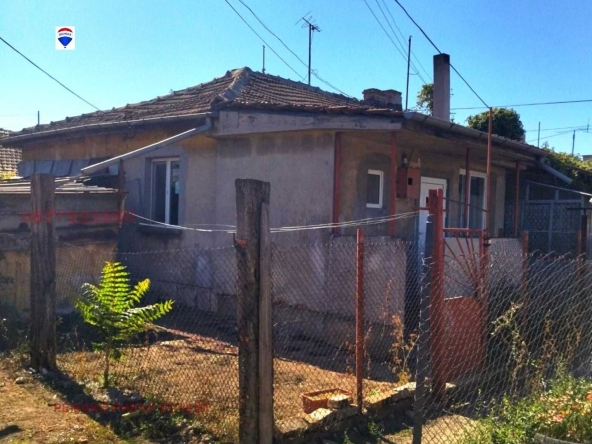 Къща в Русе, Тракцията - 37 кв.м за 441 €/кв.м - Снимка #1