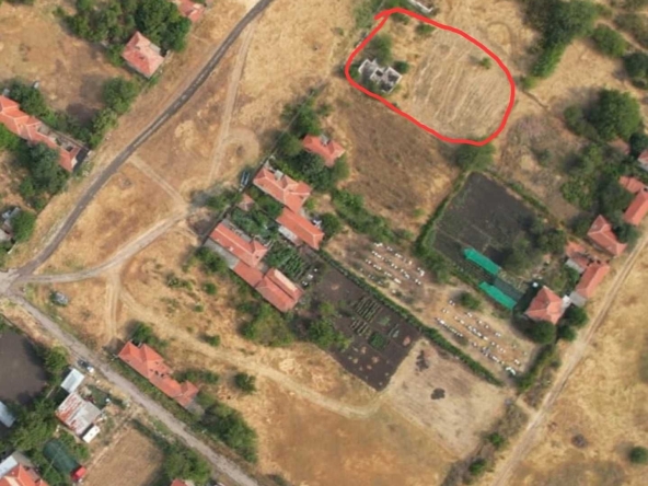 Парцел в Чирпан - 1480 кв.м за 6 €/кв.м - Снимка #1