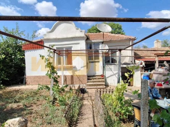 Къща в Варна, Възраждане 1 - 100 кв.м за 550 €/кв.м - Снимка #1