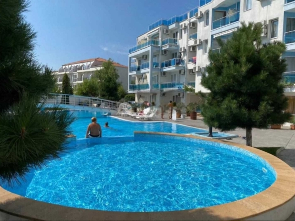 Дава се под наем Двустаен апартамент в с. Дянково, Област Разград - 68 кв.м за 331.5 € - Снимка #1