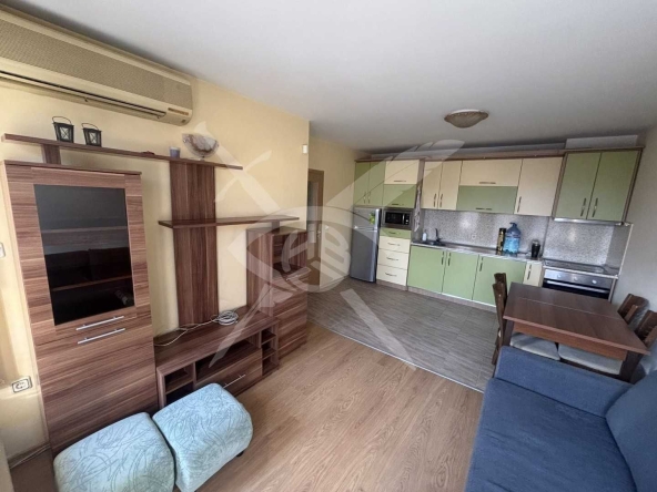 Дава се под наем Тристаен апартамент в София, Център - 78 кв.м за 598.23 € - Снимка #1