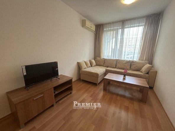 Двустаен апартамент в Бургас, Акациите - 50 кв.м за 745 €/кв.м - Снимка #1