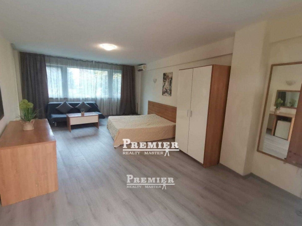 Двустаен апартамент в к.к. Слънчев бряг - 80 кв.м за 501 €/кв.м - Снимка #1