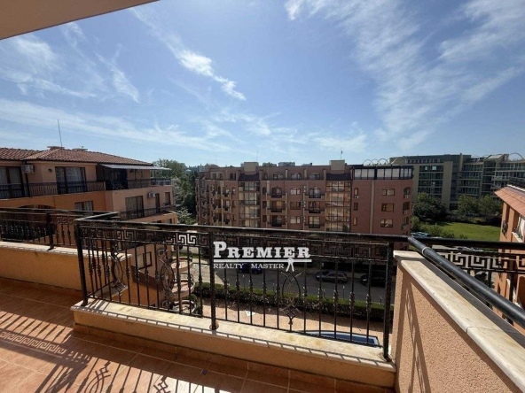 Двустаен апартамент в к.к. Слънчев бряг - 70 кв.м за 553 €/кв.м - Снимка #1