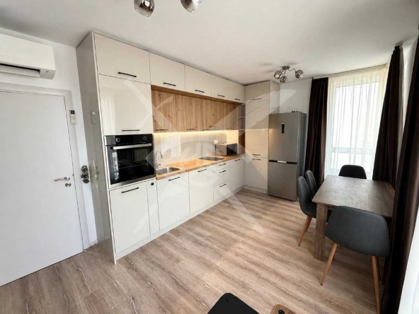 Дава се под наем Двустаен апартамент в София, Витоша - 50 кв.м за 598.23 € - Снимка #1