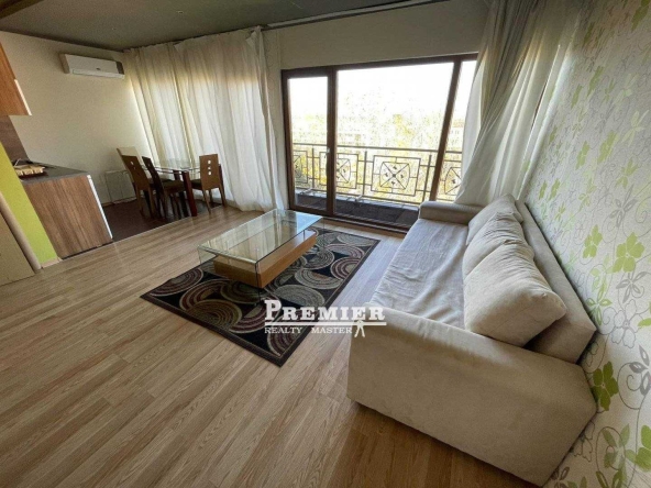 Двустаен апартамент в к.к. Слънчев бряг - 58 кв.м за 1052 €/кв.м - Снимка #1