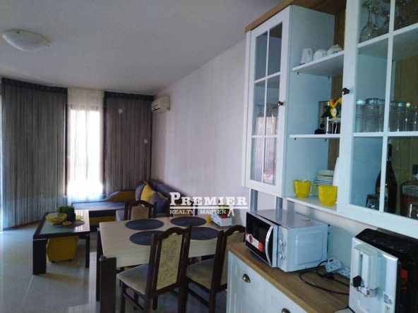 Двустаен апартамент в к.к. Слънчев бряг - 75 кв.м за 774 €/кв.м - Снимка #1