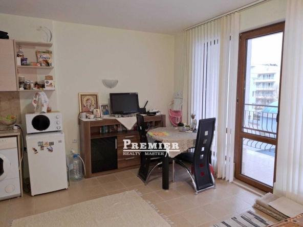 Едностаен апартамент в к.к. Слънчев бряг - 40 кв.м за 1125 €/кв.м - Снимка #1