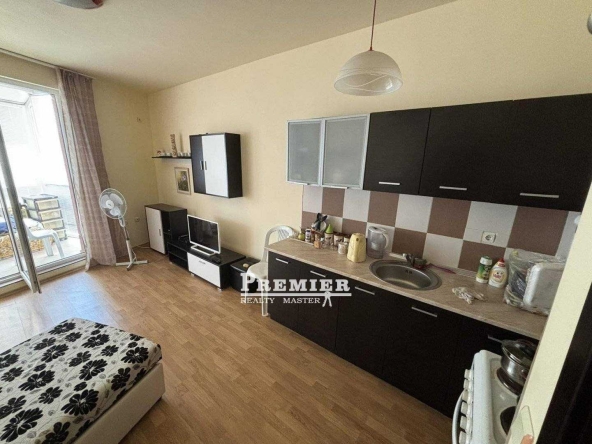 Едностаен апартамент в Поморие - 52 кв.м за 1154 €/кв.м - Снимка #1