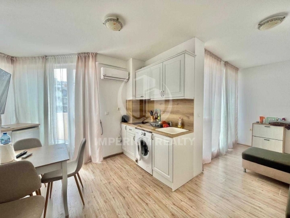 Двустаен апартамент в к.к. Слънчев бряг - 72 кв.м за 875 €/кв.м - Снимка #1