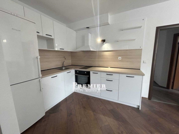 Тристаен апартамент в Несебър - 77 кв.м за 975 €/кв.м - Снимка #1