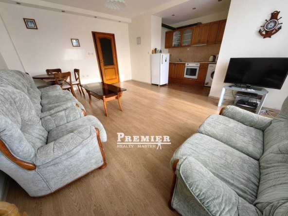 Тристаен апартамент в к.к. Слънчев бряг - 130 кв.м за 708 €/кв.м - Снимка #1