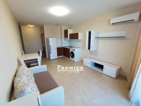 Двустаен апартамент в к.к. Слънчев бряг - 82 кв.м за 952 €/кв.м - Снимка #1