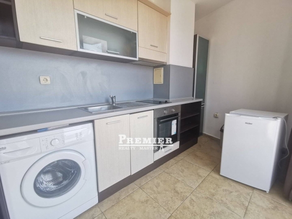Двустаен апартамент в к.к. Слънчев бряг - 94 кв.м за 655 €/кв.м - Снимка #1
