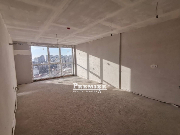 Двустаен апартамент в Бургас, Пристанище Бургас - 88 кв.м за 2148 €/кв.м - Снимка #1