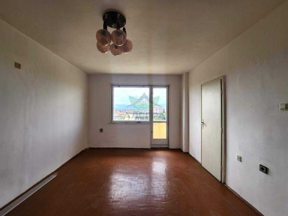 Двустаен апартамент в Пазарджик, Център - 62 кв.м за 968 €/кв.м - Снимка #1