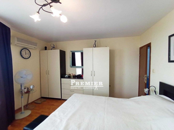 Къща в к.к. Слънчев бряг - 138 кв.м за 1000 €/кв.м - Снимка #1