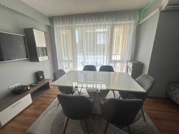 Тристаен апартамент в Бургас, Зорница - 103 кв.м за 2695 €/кв.м - Снимка #1